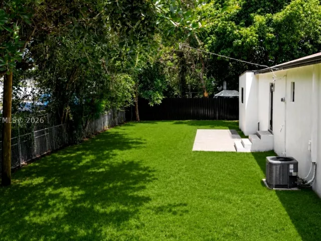 3-bedroom home for sale in Miami - 12210 NW 22nd Ave - MondialRealty