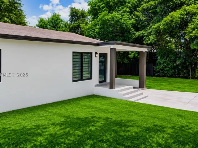 3-bedroom home for sale in Miami - 12210 NW 22nd Ave - MondialRealty