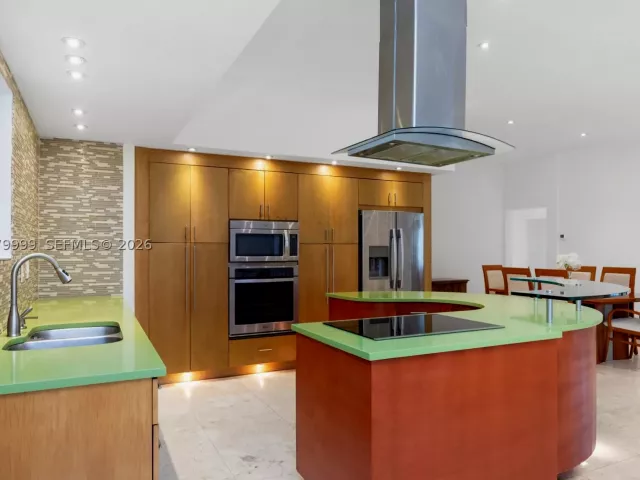 3-bedroom home for sale in Miami - 9822 SW 159th Path - MondialRealty