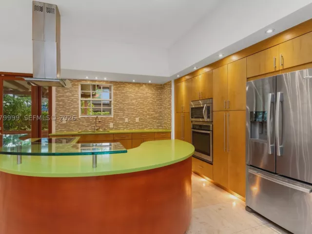 3-bedroom home for sale in Miami - 9822 SW 159th Path - MondialRealty