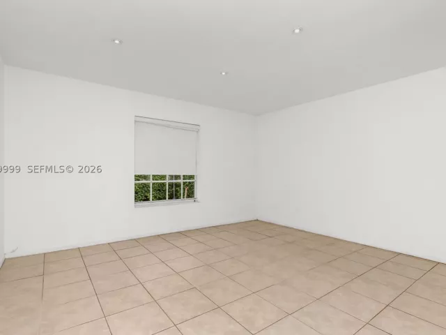 3-bedroom home for sale in Miami - 9822 SW 159th Path - MondialRealty