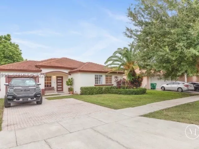 3-bedroom home for sale in Miami - 9822 SW 159th Path - MondialRealty