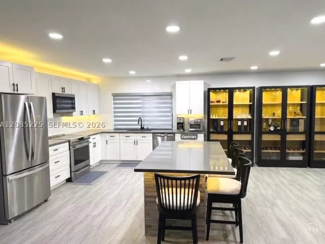 4-bedroom home for rent in Boca Raton - 1545 NW 11th St - MondialRealty