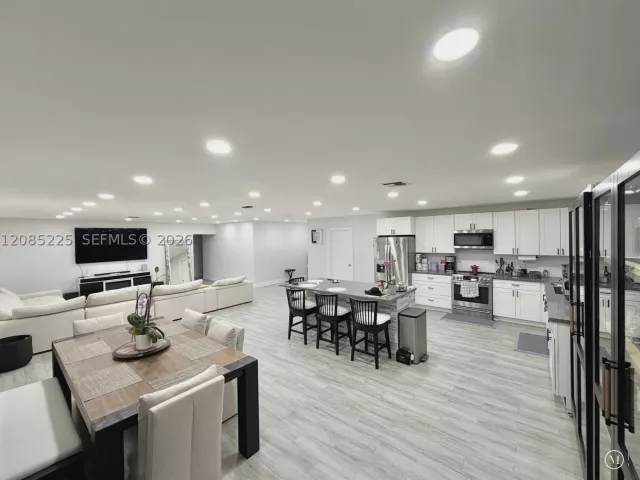 4-bedroom home for rent in Boca Raton - 1545 NW 11th St - MondialRealty