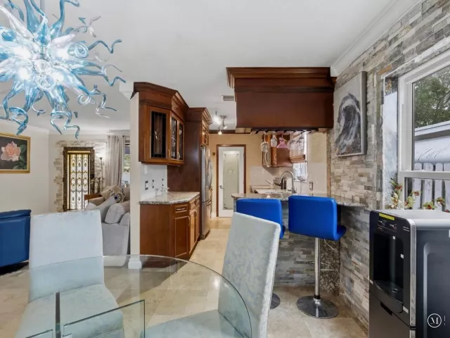 3-bedroom home for rent in Hallandale Beach - 707 SW 3RD Avenue - MondialRealty