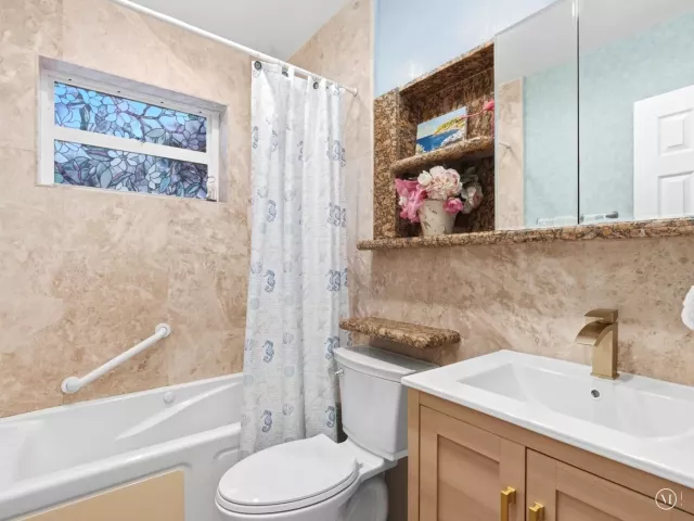 3-bedroom home for rent in Hallandale Beach - 707 SW 3RD Avenue - MondialRealty