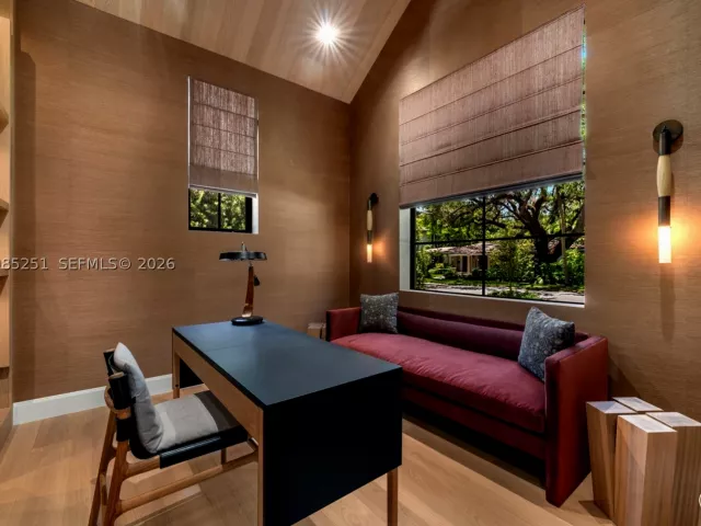 4-bedroom home for sale in Coral Gables - 418 Castania Ave - MondialRealty