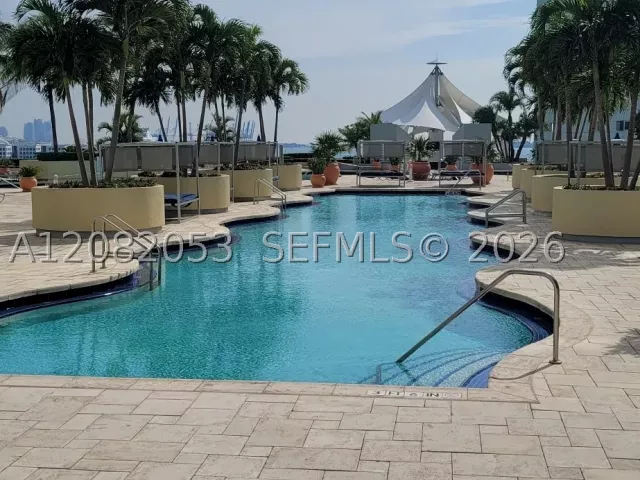2-bedroom condo for sale in Miami - 244 Biscayne Blvd 652 - MondialRealty