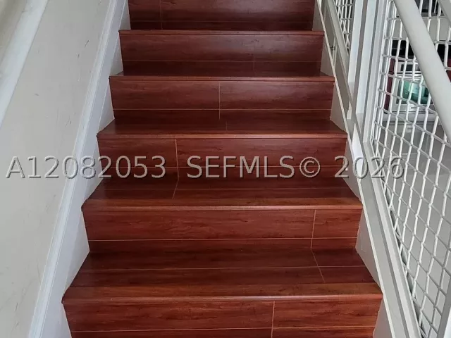 2-bedroom condo for sale in Miami - 244 Biscayne Blvd 652 - MondialRealty