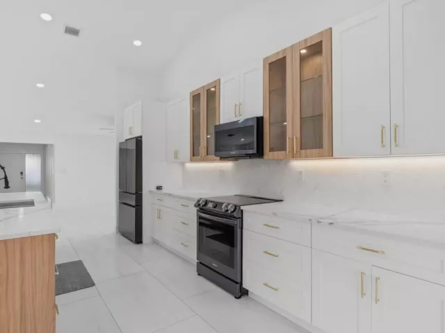 3-bedroom home for rent in Boca Raton - 21326 CAMPO ALLEGRO Drive - MondialRealty