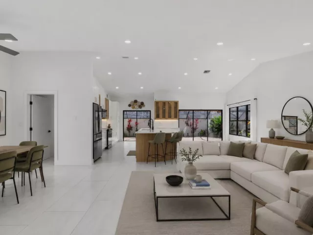 3-bedroom home for rent in Boca Raton - 21326 CAMPO ALLEGRO Drive - MondialRealty
