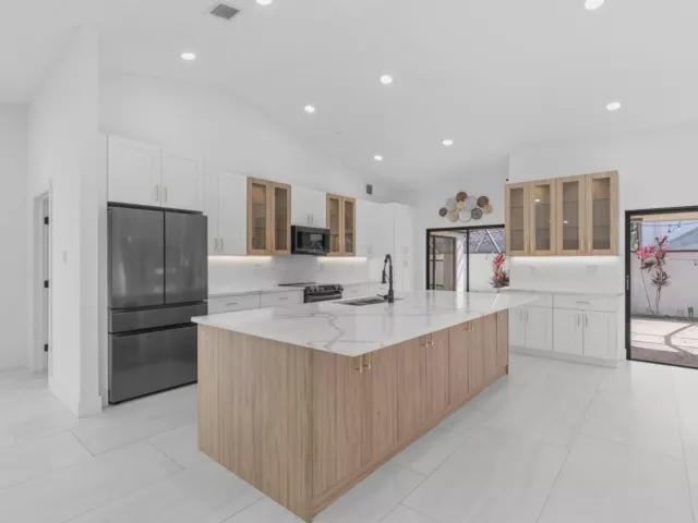 3-bedroom home for rent in Boca Raton - 21326 CAMPO ALLEGRO Drive - MondialRealty