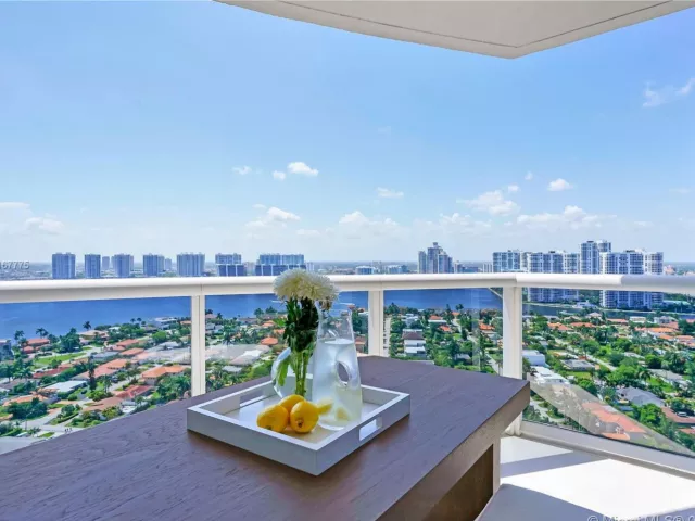 Apartment for rent  Unit #2705 - photo 1706873