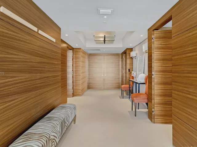 Apartment for rent  Unit #2705 - photo 1706874