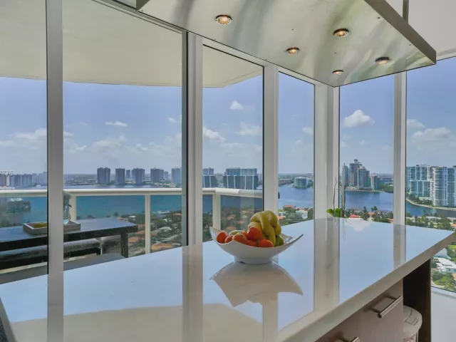 Apartment for rent  Unit #2705 - photo 1706883