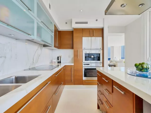 Apartment for rent  Unit #2705 - photo 1706857