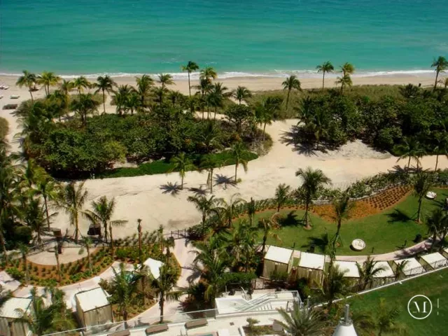 2-bedroom condo for sale in Bal Harbour - 10295 COLLINS AV 1202 - MondialRealty