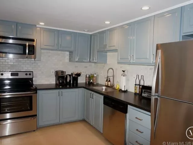 Apartment for rent  Unit #923 - photo 277012