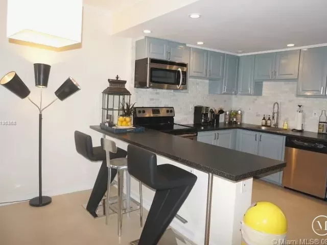 Apartment for rent  Unit #923 - photo 277013