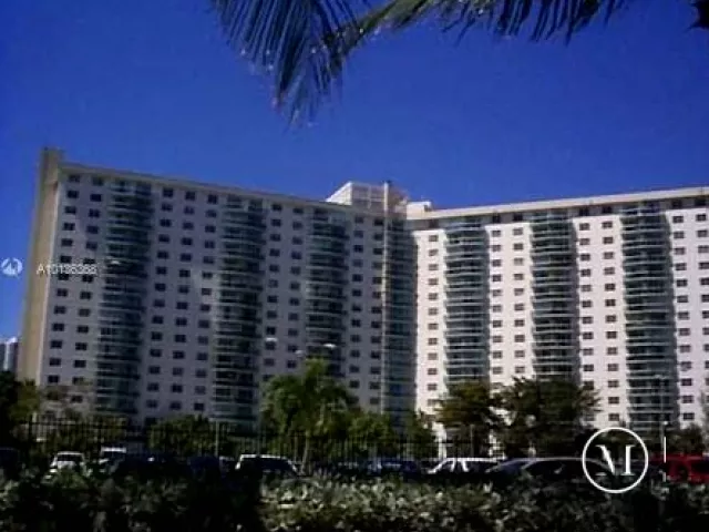 Apartment for rent  Unit #923 - photo 277041