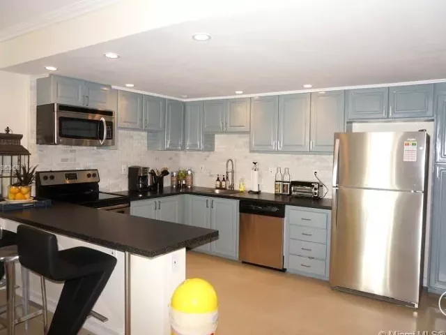 Apartment for rent  Unit #923 - photo 277011