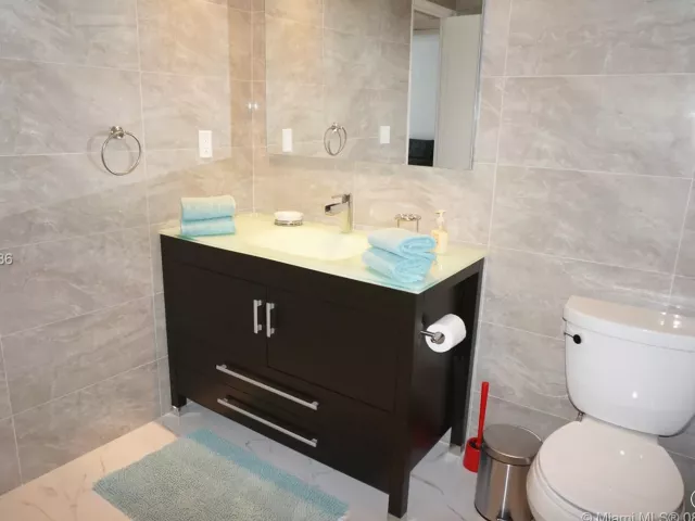 Apartment for rent  Unit #1417 - photo 276991