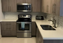 Apartment #10V at Tides