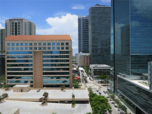 Apartment for sale  Unit #1407 - photo 5541215