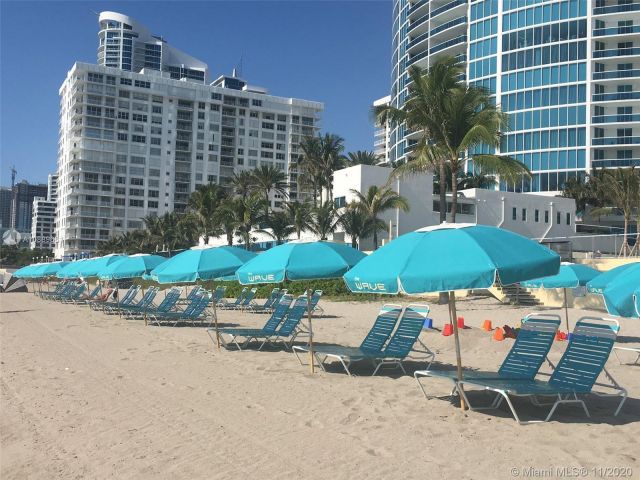 condo for rent in Hollywood - 2501 S OCEAN DR 1224 - MondialRealty