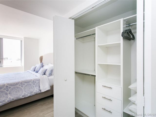 Apartment for rent  Unit #T2002 SEASONAL - photo 1216565