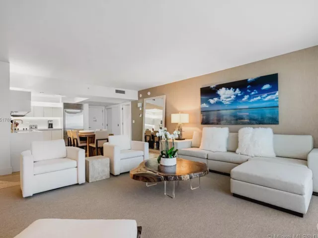 Apartment for rent  Unit #1115 - photo 1464276