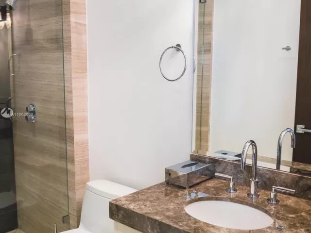 Apartment for sale  Unit #1402 - photo 1542281