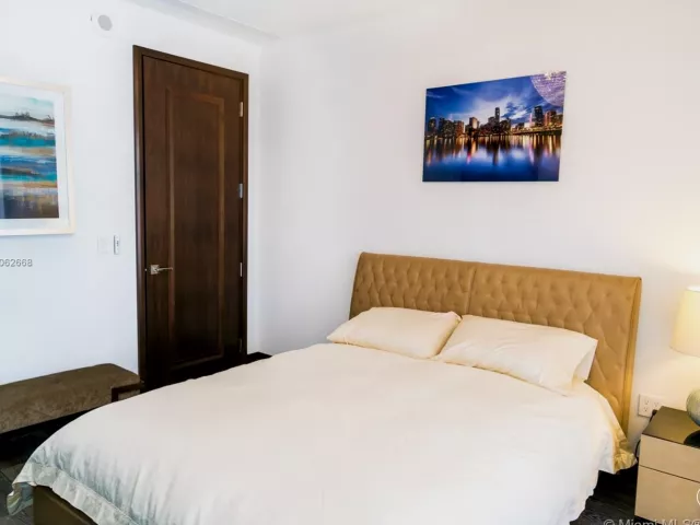 Apartment for sale  Unit #1402 - photo 1542283