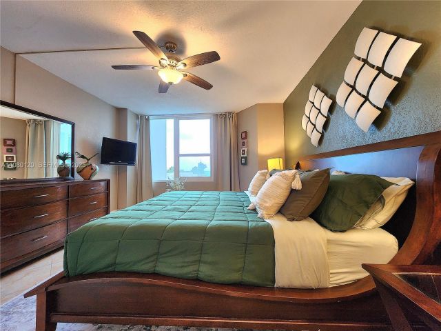 Apartment for rent  Unit #407 - photo 7443068