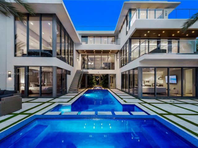 Home for rent at 440 Mola Ave - photo 7482793