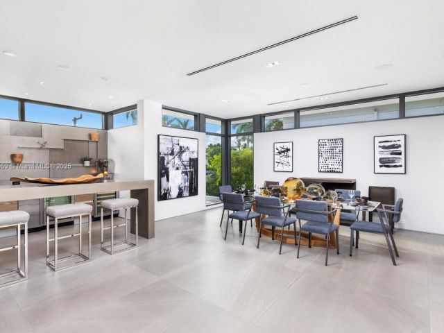 Home for rent at 440 Mola Ave - photo 7482804