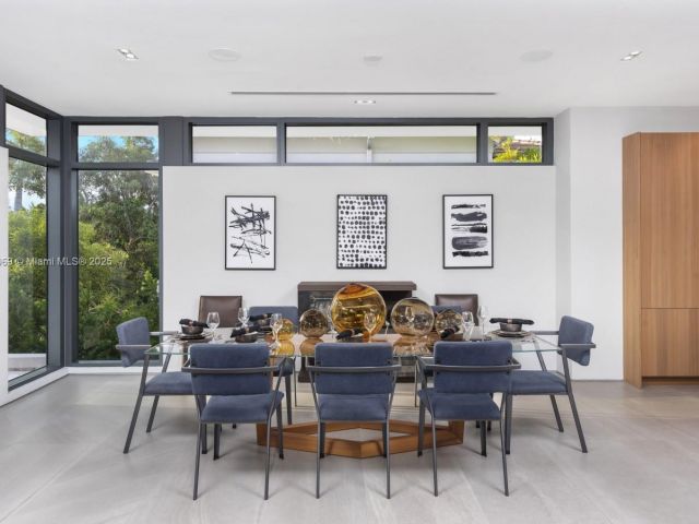 Home for rent at 440 Mola Ave - photo 7482805