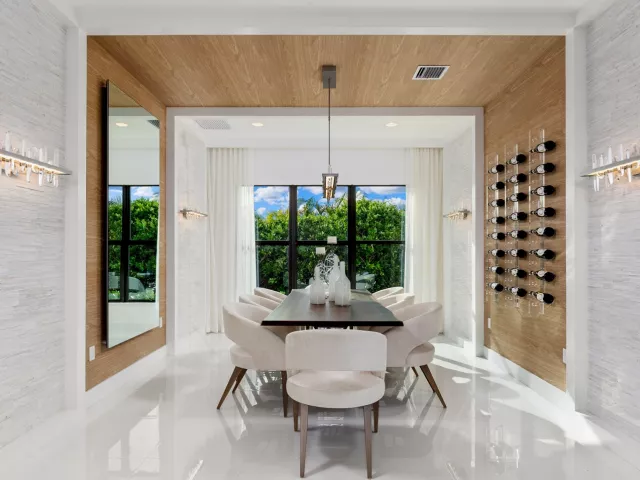 5-bedroom home for sale in Boca Raton - Boca Raton, FL 33434 - MondialRealty