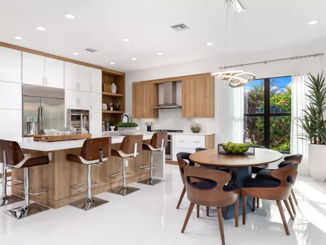 5-bedroom home for sale in Boca Raton - Boca Raton, FL 33434 - MondialRealty