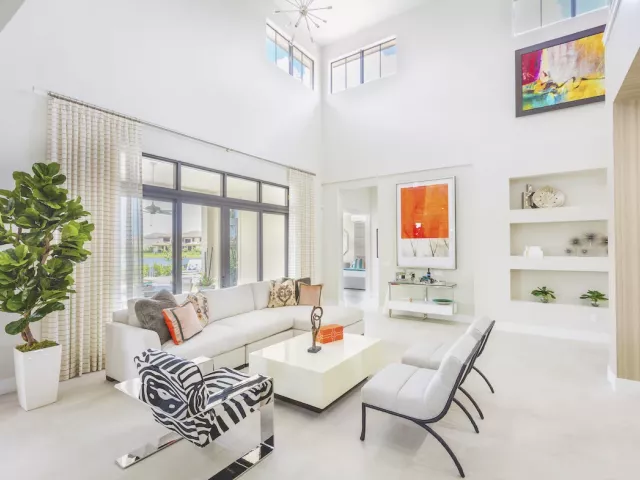 5-bedroom home for sale in Cooper City - 5700 SW 106th Ave, Cooper City, FL 33328 - MondialRealty