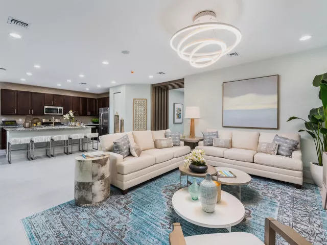 2-bedroom home for sale in Miami - 10735 SW Matisse Lane, Port St. Lucie, FL 34987 - MondialRealty