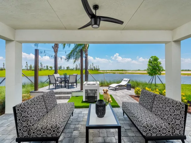2-bedroom home for sale in Miami - 10735 SW Matisse Lane, Port St. Lucie, FL 34987 - MondialRealty