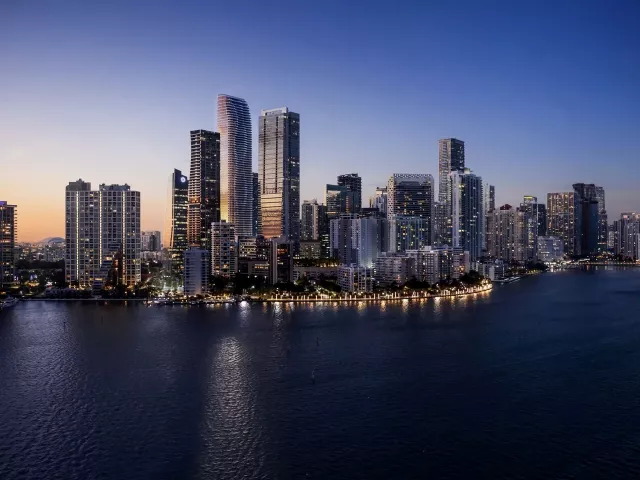 2-bedroom condo for sale in Miami - 1428 Brickell ave, Miami, FL 33131 - MondialRealty