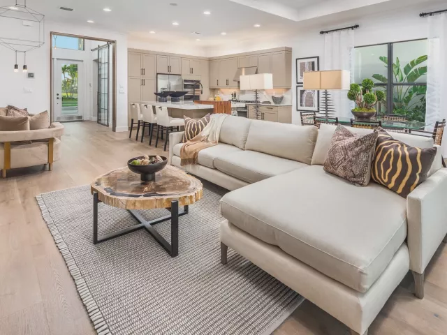 2-bedroom home for sale in Boca Raton - Boca Raton, FL 33434 - MondialRealty